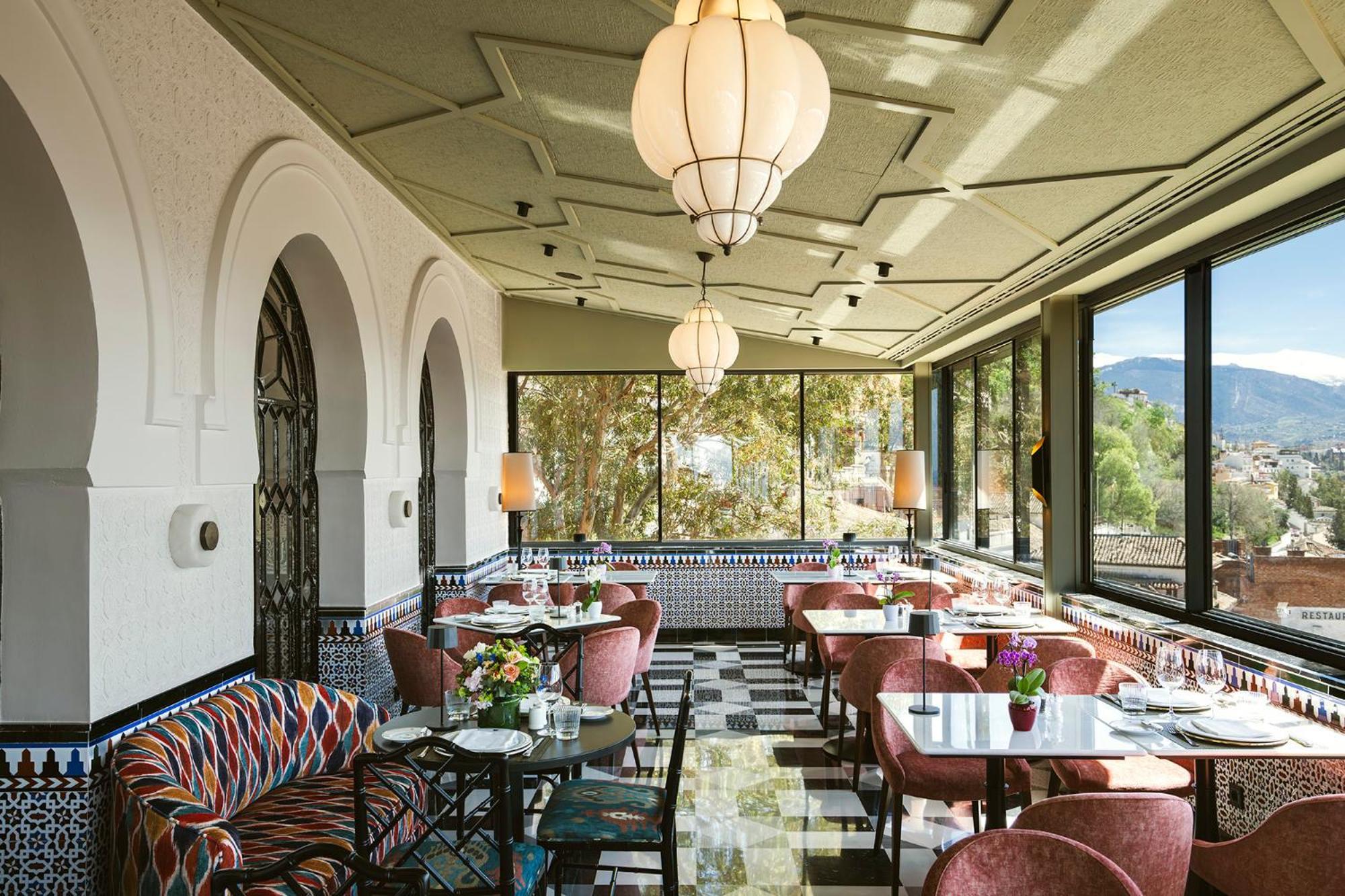 Hotel Alhambra Palace