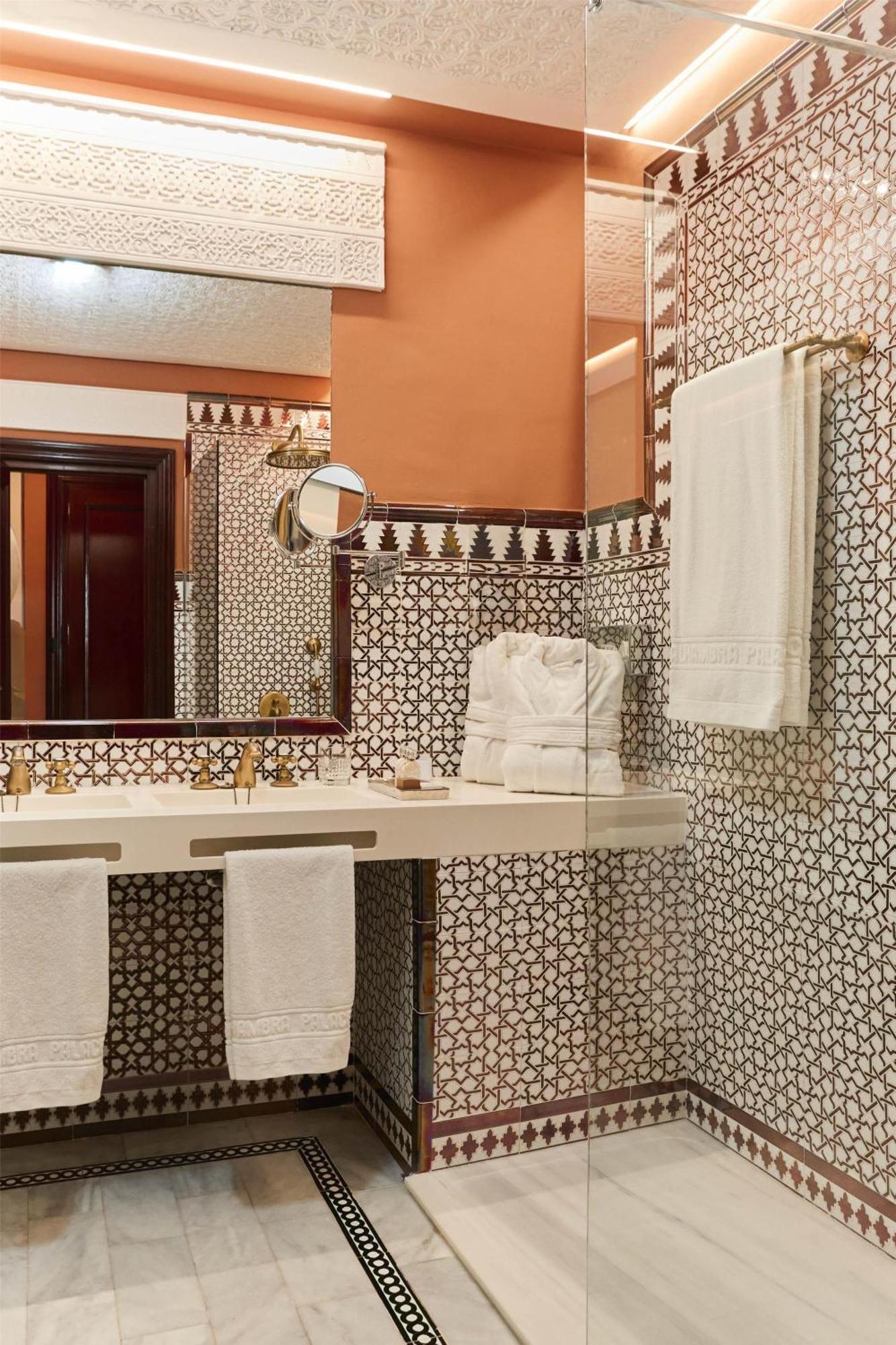 Hotel Alhambra Palace