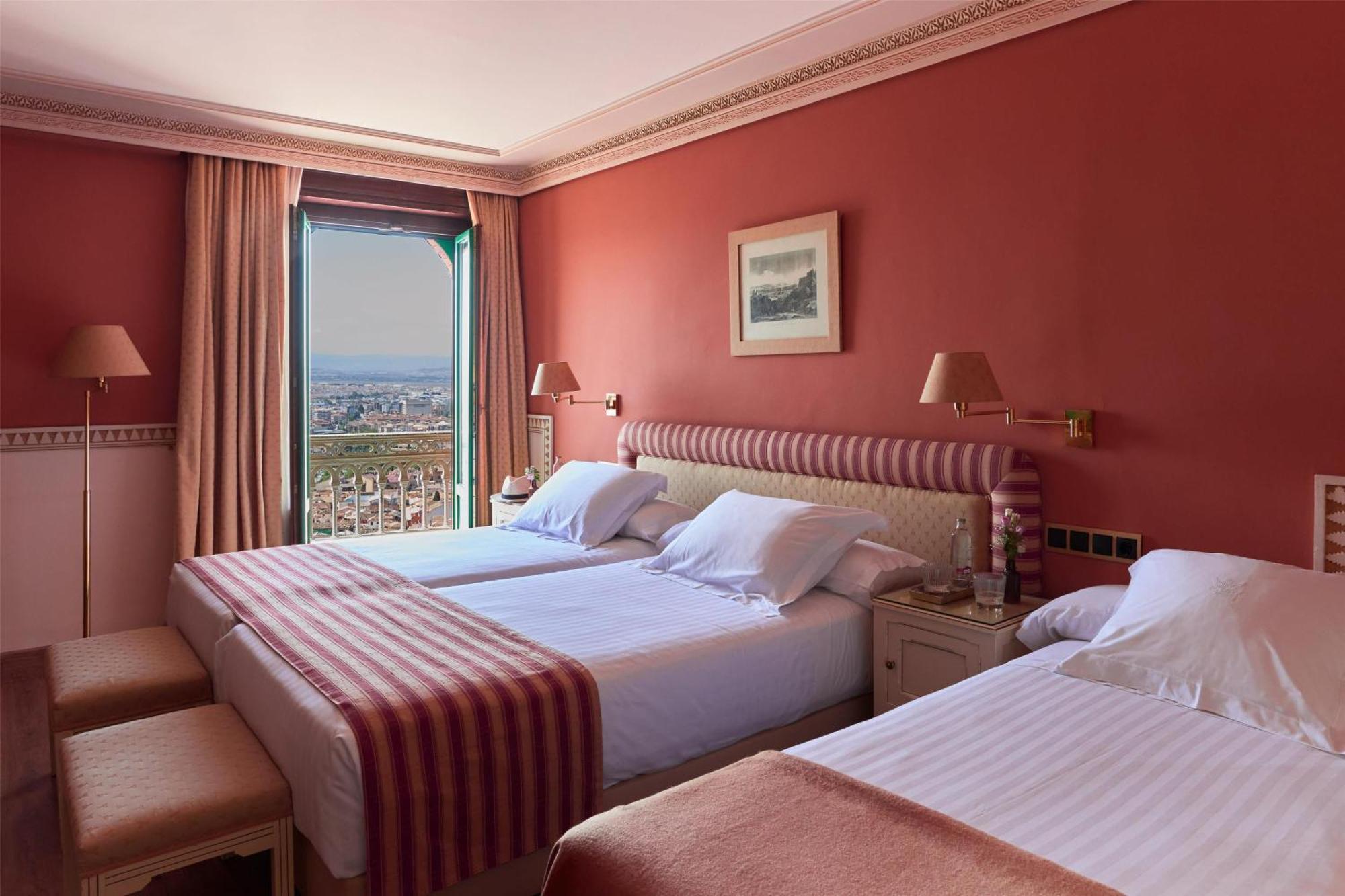 Alhambra Palace 5*