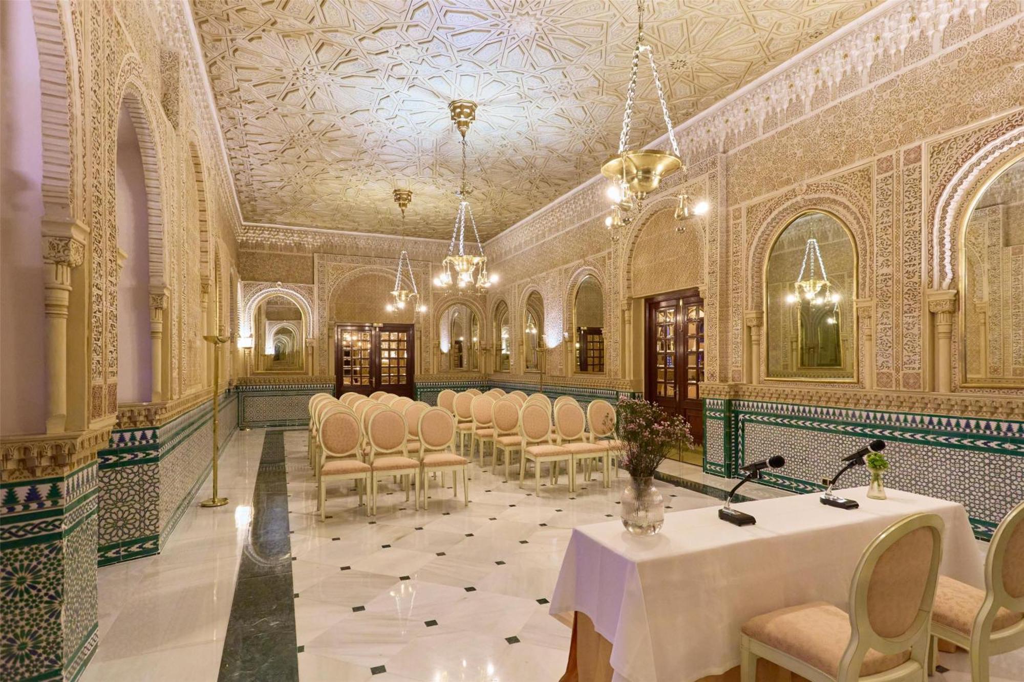 Alhambra Palace Hotel 5*