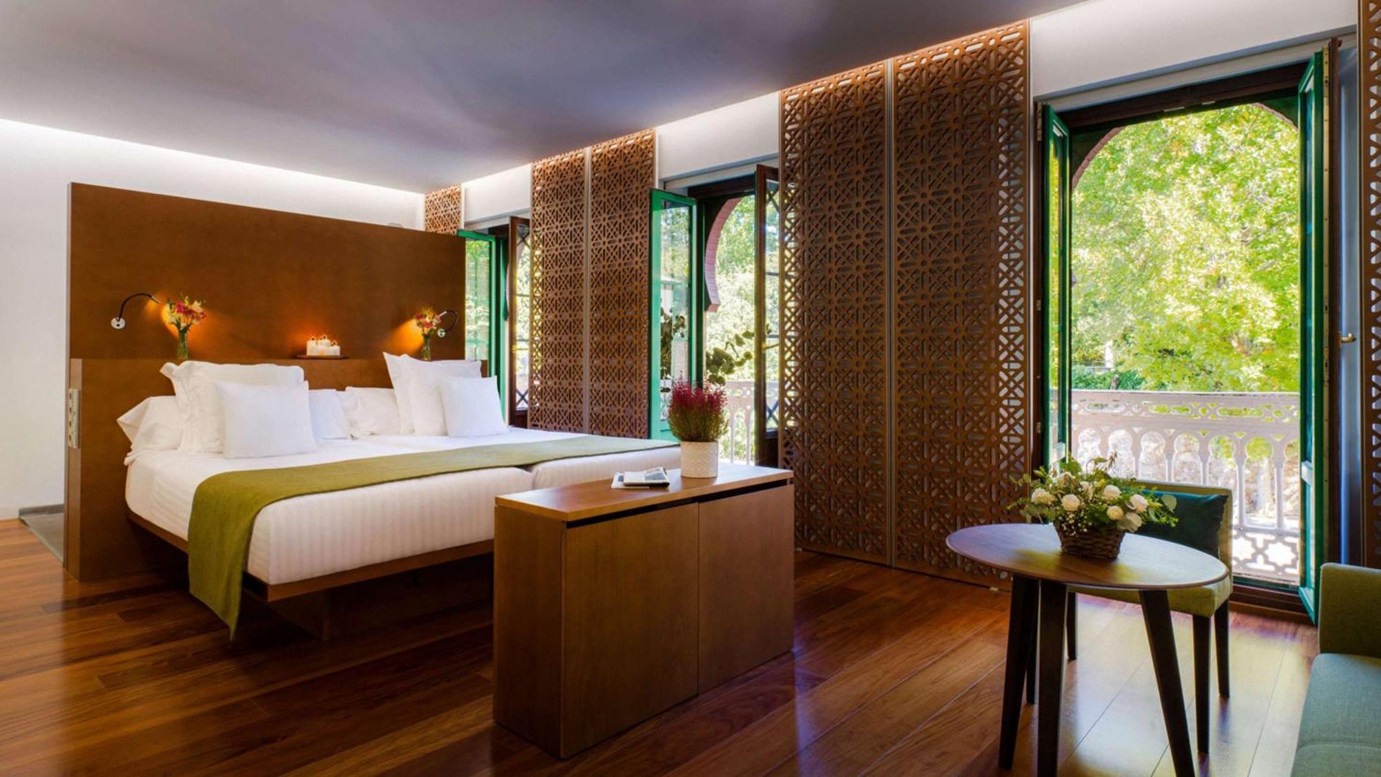 Alhambra Palace Hotel 5*