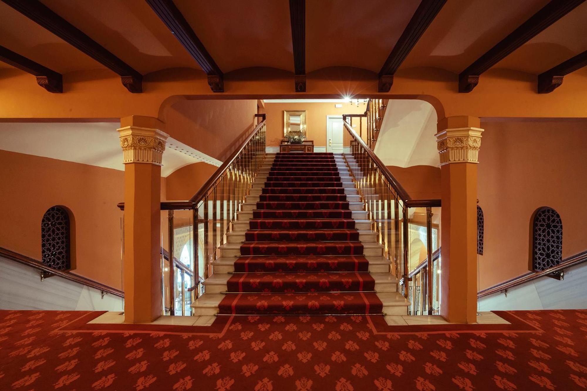Hotel Alhambra Palace 5*