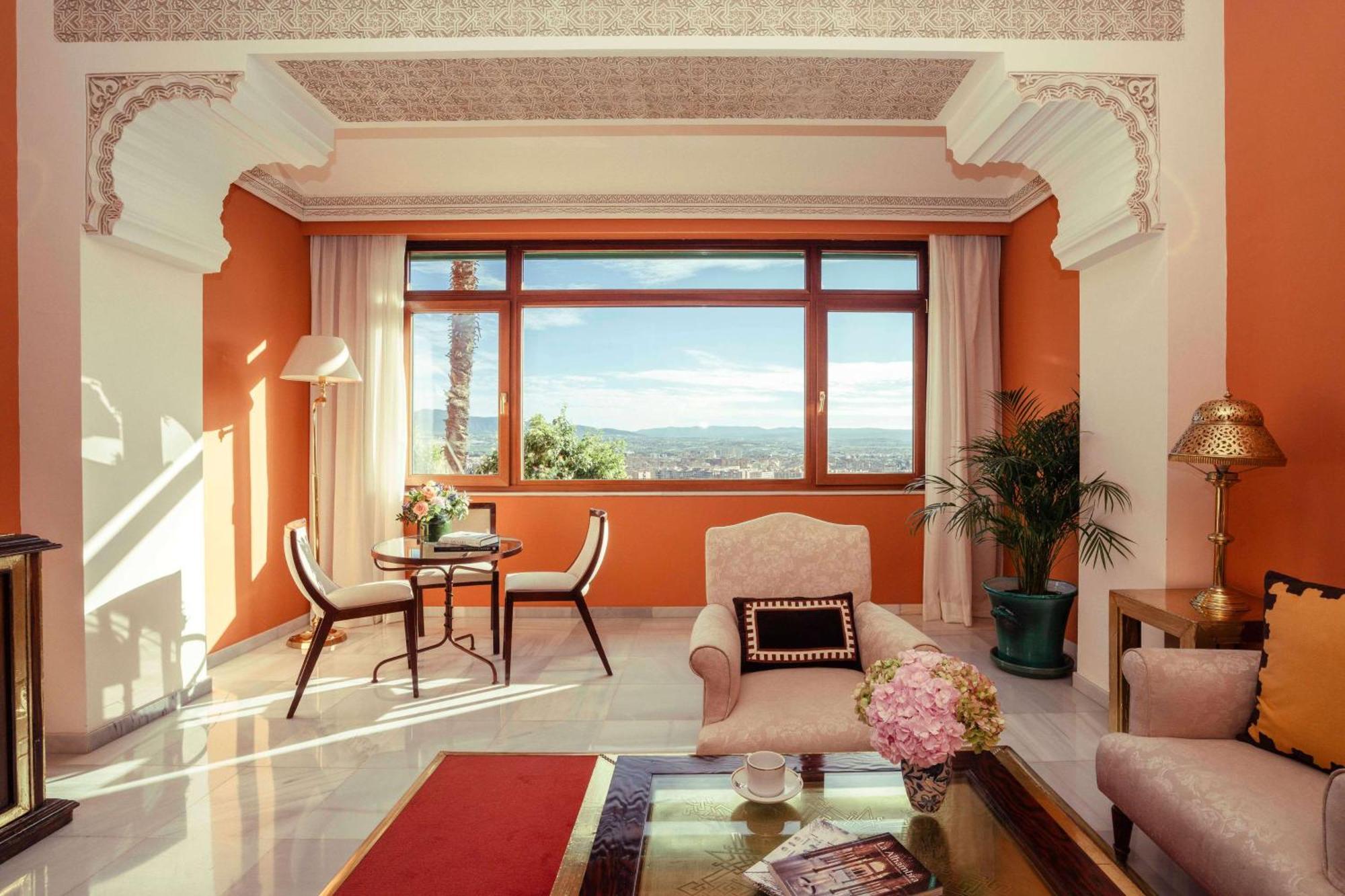 Alhambra Palace Hotel
